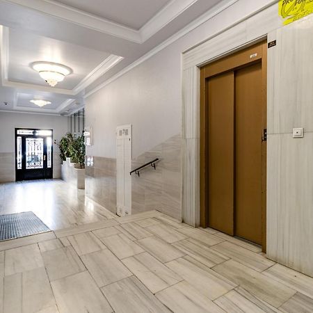 Apartment Caballero De Rodas Torrevieja Exterior photo